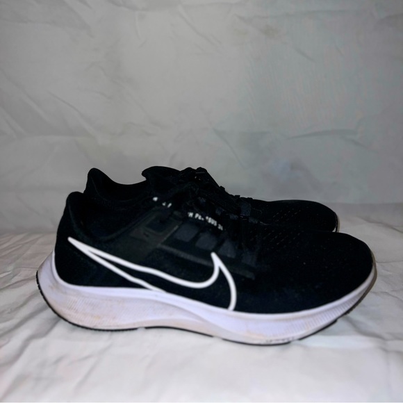 Nike Air Zoom Pegasus 38 Running Shoe - Mens size 12 - Picture 1 of 5